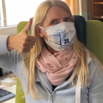 Merrit Hinrichs mit Mundschutz